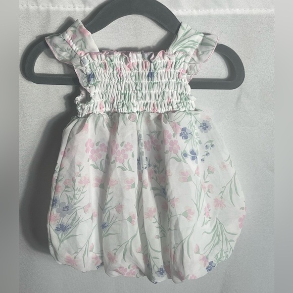 Bon Bébé Baby Girl Romper 3-6M Floral Sleeveless Outfit w/ Pink Flower Accent - Picture 2 of 7